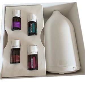 Young Living Make a Shift Essential Solutions Kit - 4 Oils & Diffuser NEW Sealed